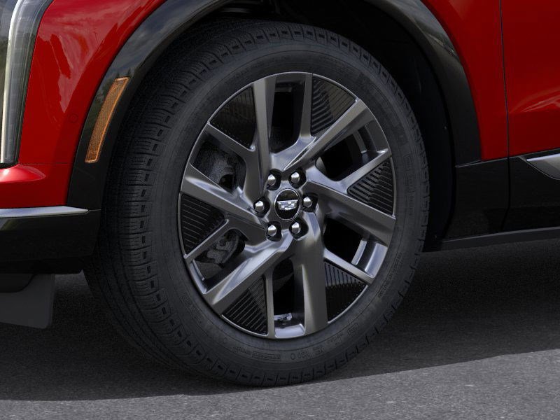 New 2026 Cadillac Optiq Luxury 2 image 9