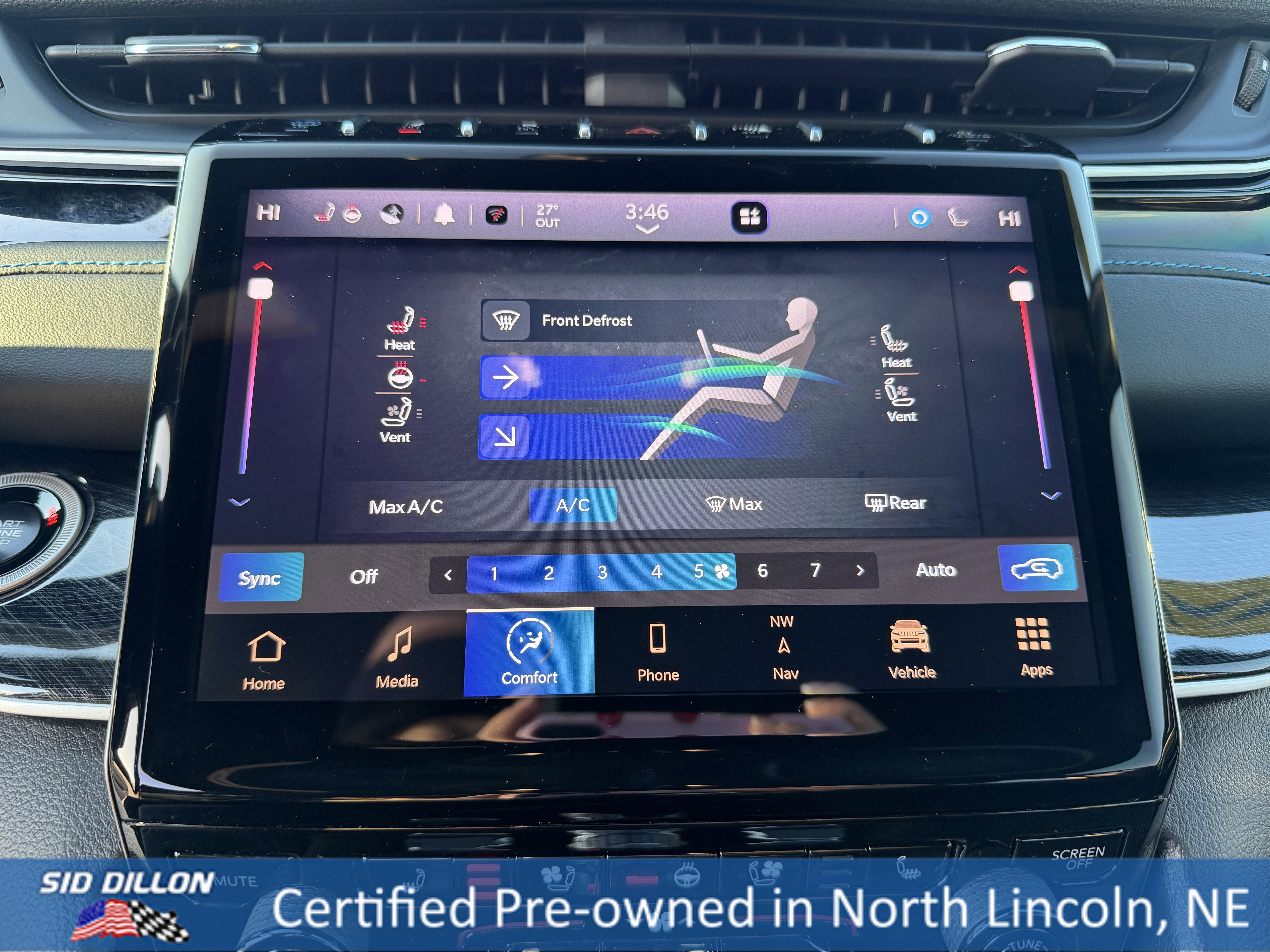 Used 2024 Jeep Grand Cherokee Trailhawk image 15