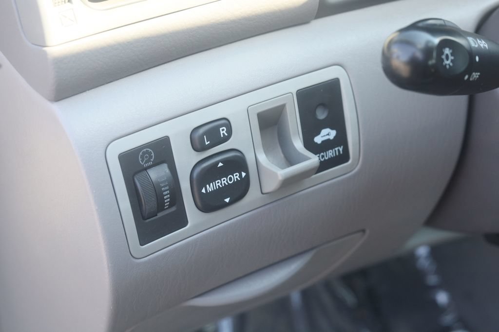 Used 2006 Toyota Corolla CE w/ All Weather Guard Pkg FWD image 8