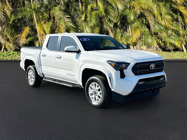 Used 2025 Toyota Tacoma SR5 AWD/4WD image 2
