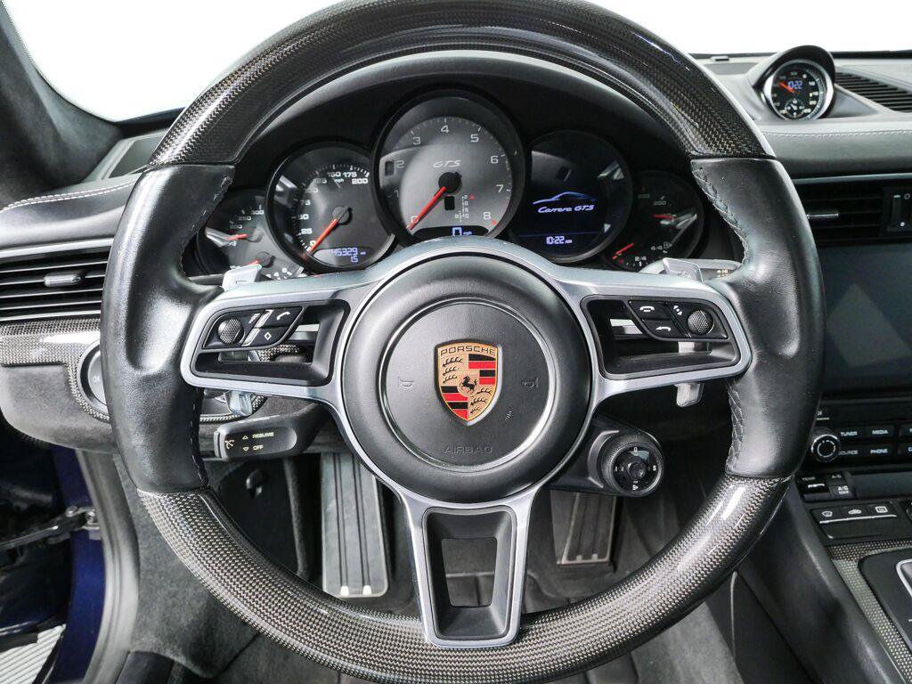 Used 2018 Porsche 911 Carrera GTS RWD image 9