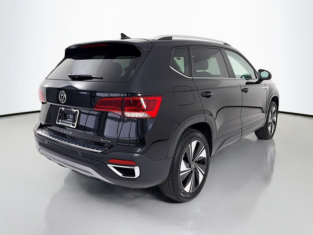 Certified 2023 Volkswagen Taos SE AWD/4WD image 7