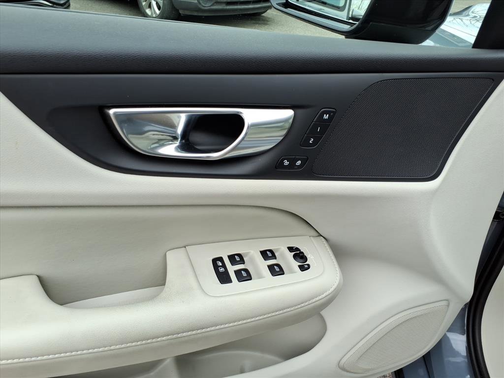 Certified 2023 Volvo S60 B5 Plus w/ Climate Package image 14