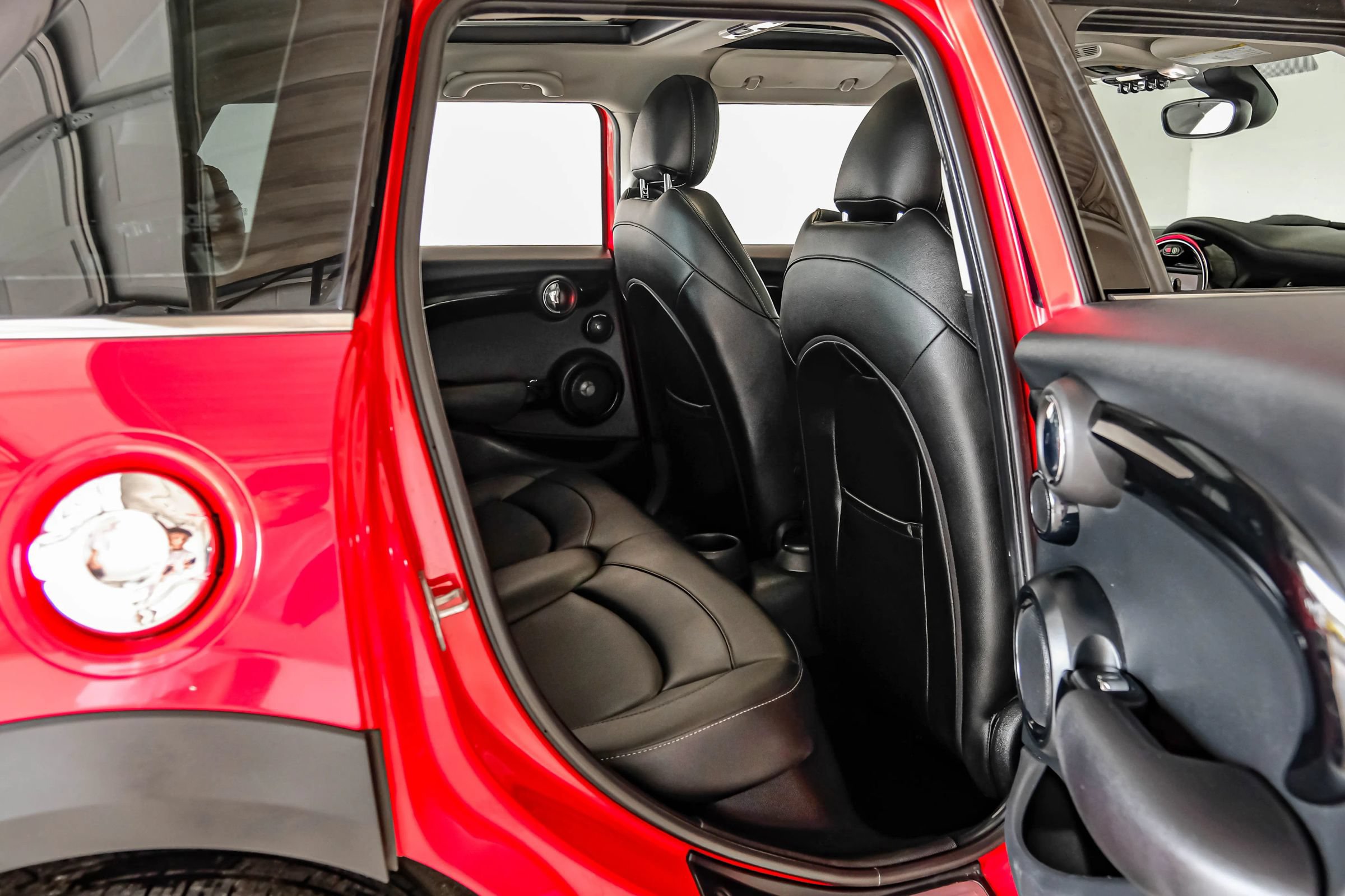 Used 2019 MINI Cooper S w/ Premium Package FWD image 43