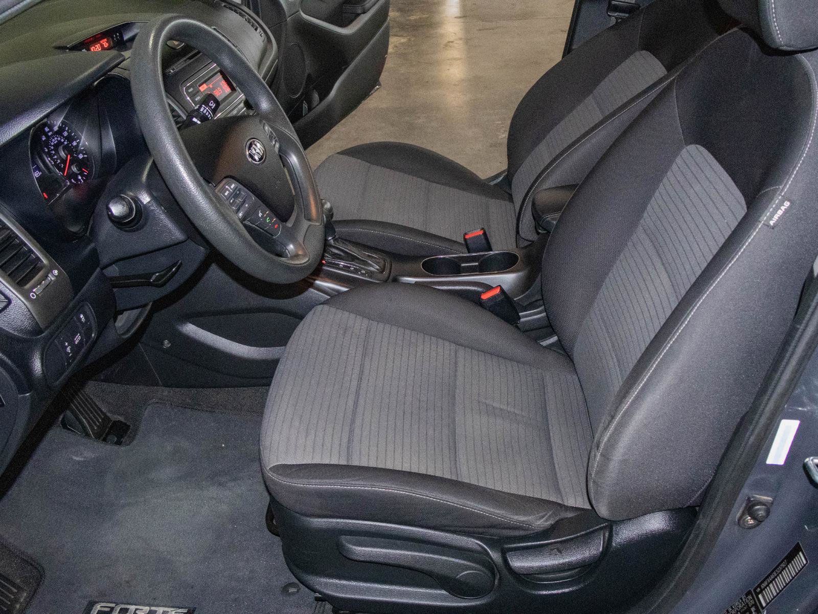 Used 2014 Kia Forte LX w/ Popular Package image 7