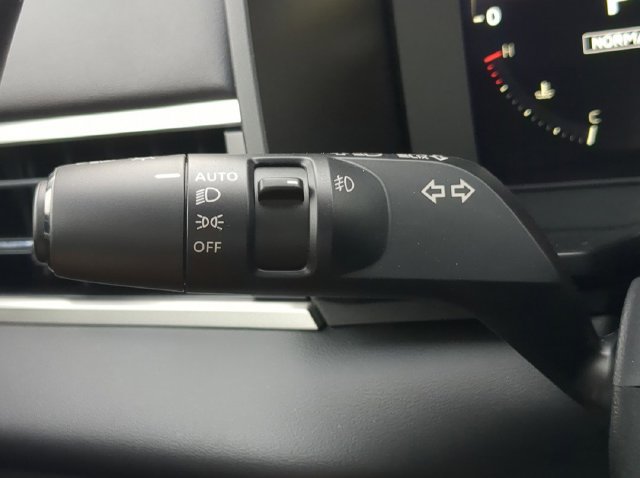 New 2026 Mitsubishi Outlander SE FWD image 32