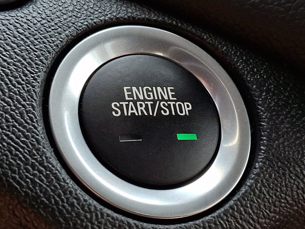 Certified 2024 Chevrolet Equinox LT FWD image 24