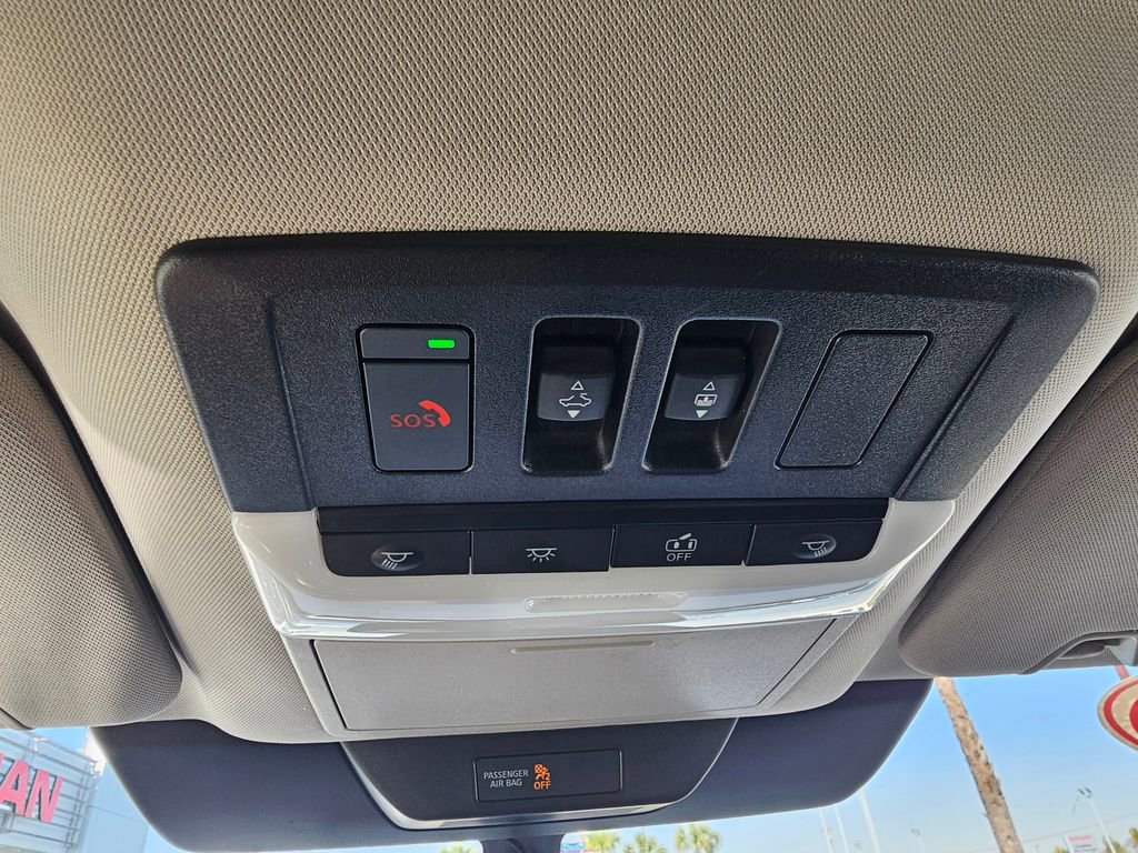 Used 2025 Nissan Pathfinder SL w/ SL Premium Package image 30