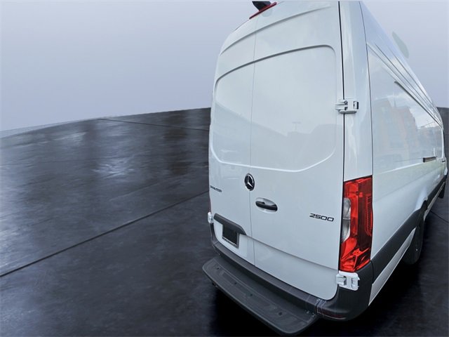 New 2025 Mercedes-Benz Sprinter 2500 image 4