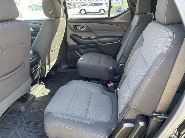 Used 2023 Chevrolet Traverse LT image 13