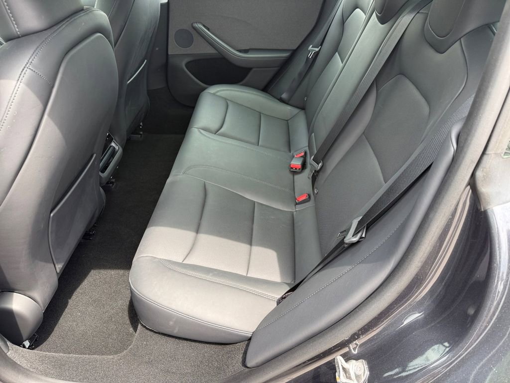 Used 2024 Tesla Model 3 Long Range RWD image 11