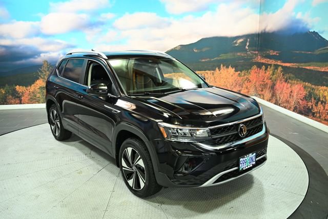 Used 2024 Volkswagen Taos SE