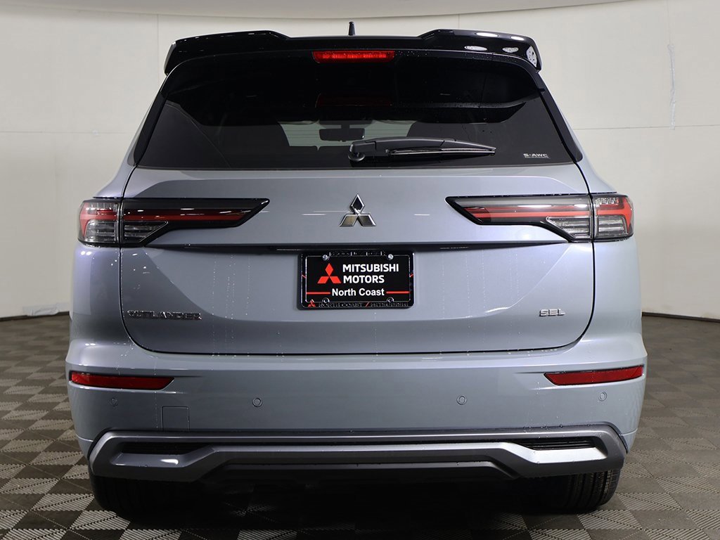 New 2026 Mitsubishi Outlander SEL image 15
