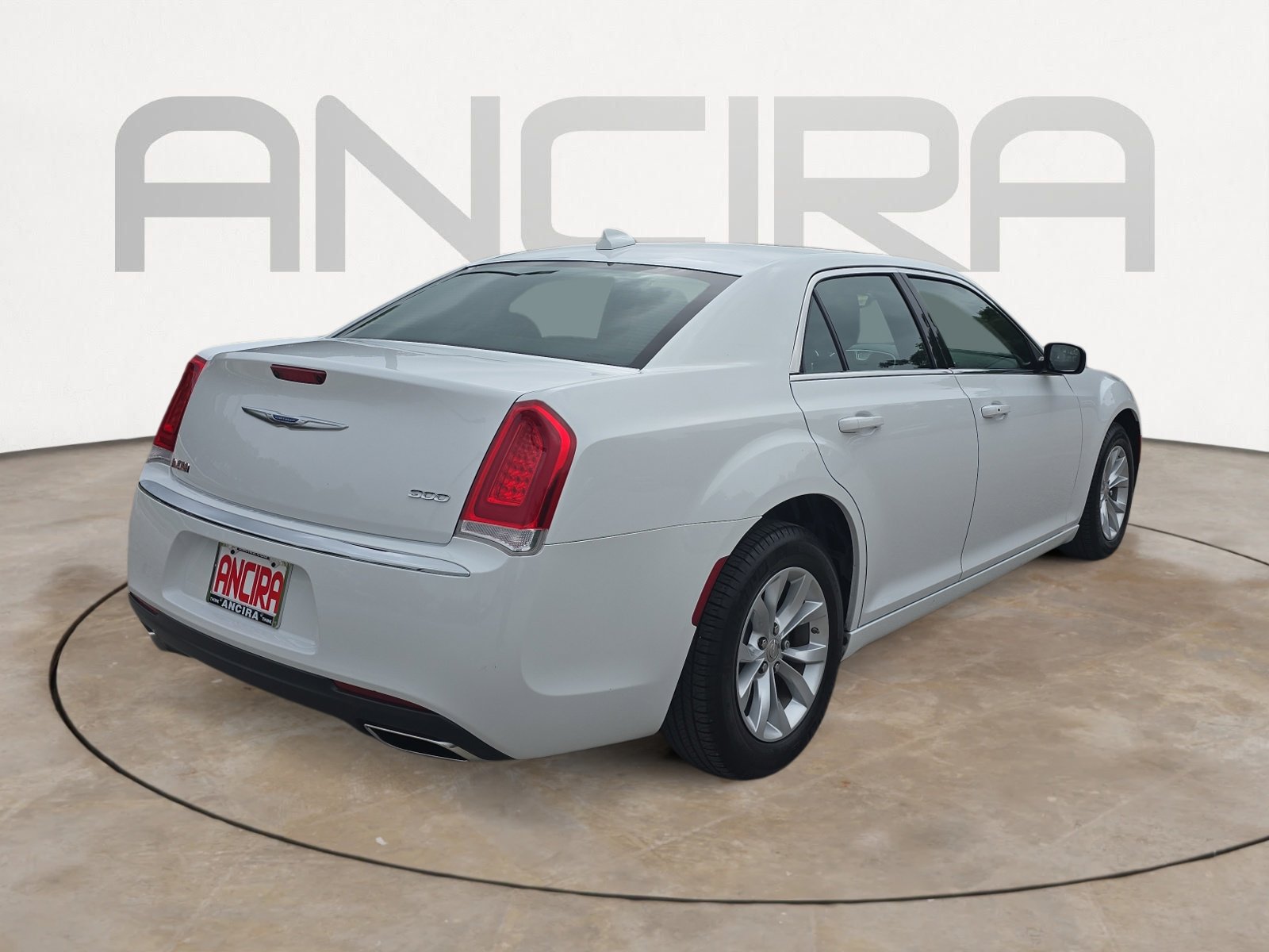 Used 2023 Chrysler 300 Touring RWD image 10