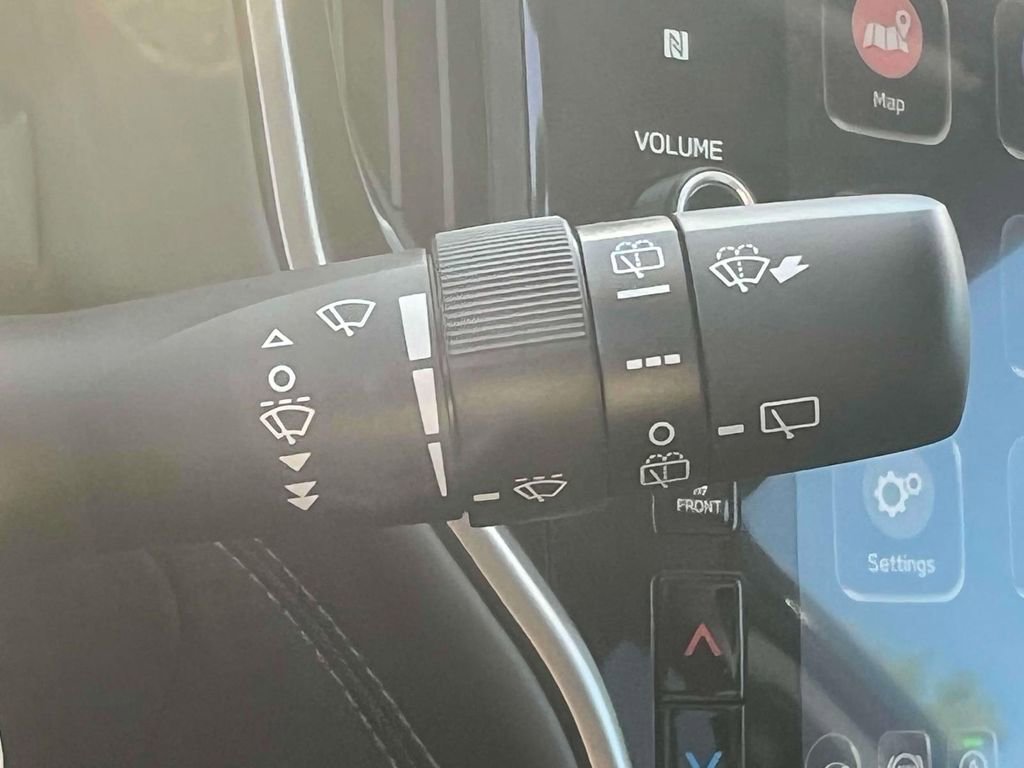 New 2025 Subaru Outback Limited XT image 19