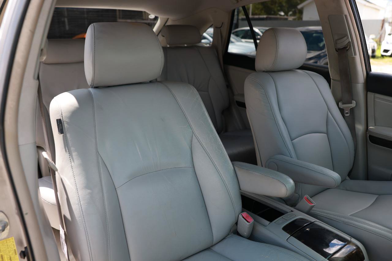 Used 2005 Lexus RX 330 w/ Premium Plus Pkg FWD image 16
