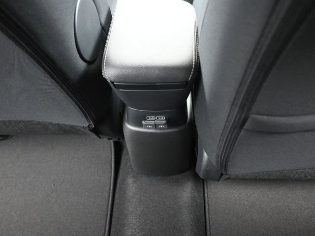 New 2025 Nissan Kicks Play S image 24