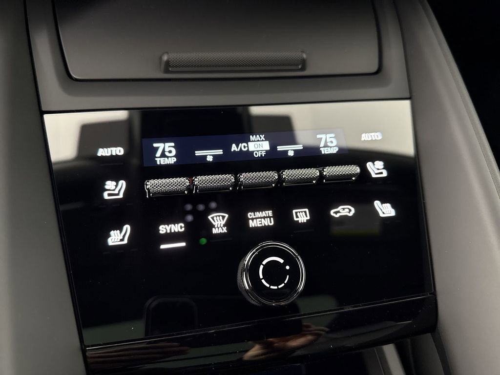 New 2026 Porsche Macan 4 Electric AWD/4WD image 32