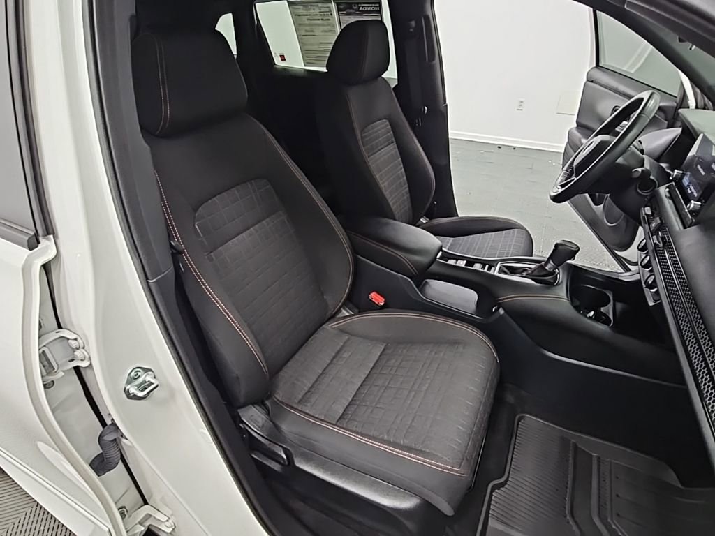 Used 2023 Honda HR-V Sport image 37