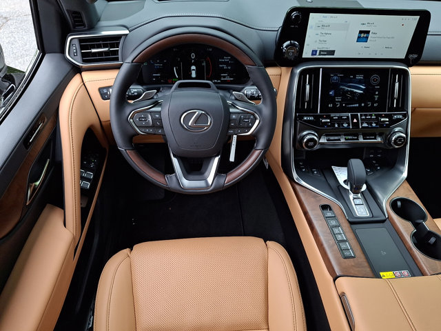 New 2026 Lexus LX 700h Luxury AWD/4WD image 7
