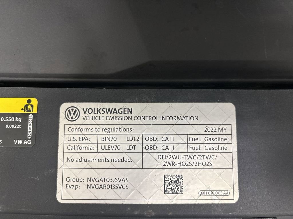 Used 2022 Volkswagen Atlas Cross Sport SEL R-Line image 20