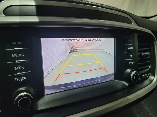 Used 2019 Kia Sorento L image 7