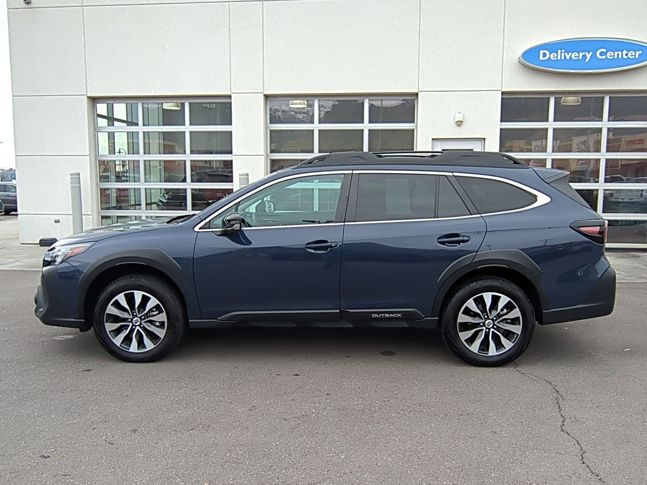 Used 2024 Subaru Outback Limited image 9