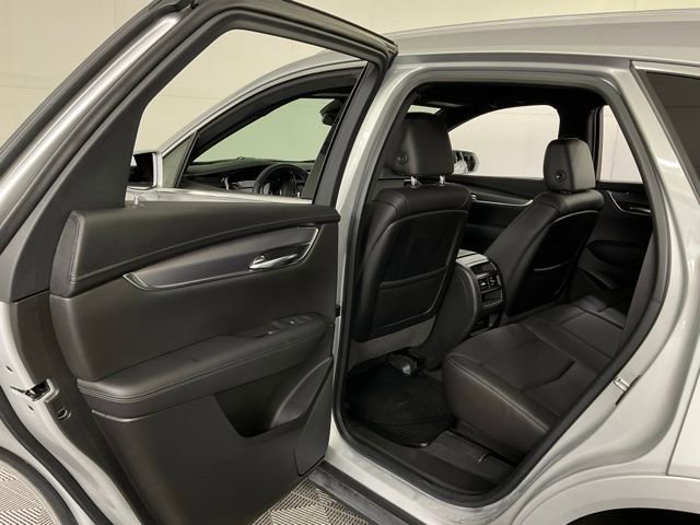 Used 2020 Cadillac XT5 Luxury image 28