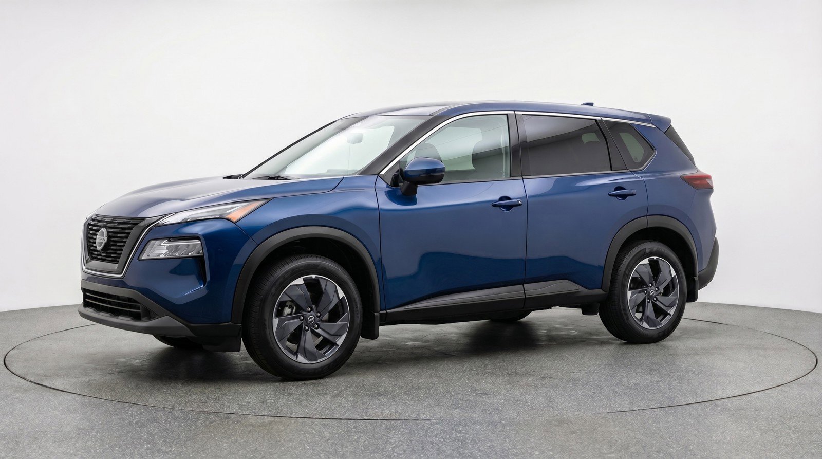 Used 2025 Nissan Rogue SV image 3