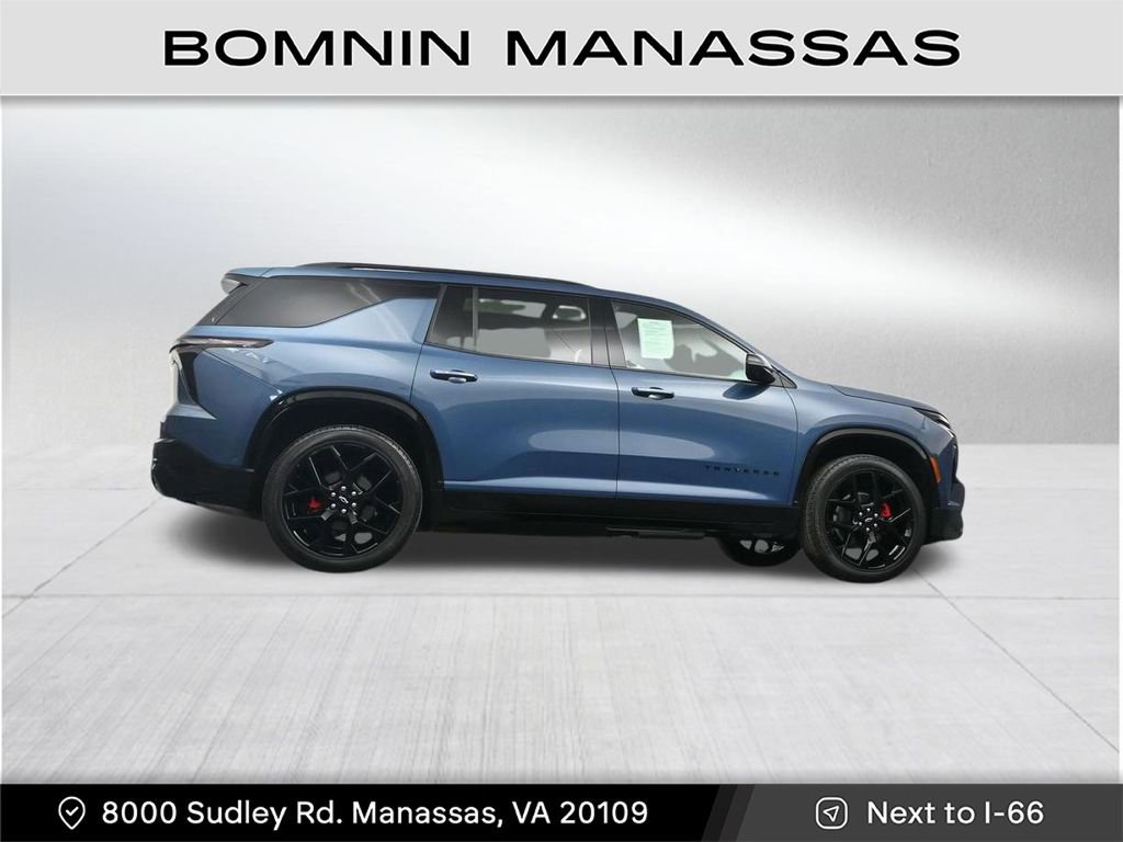 Used 2024 Chevrolet Traverse RS image 27