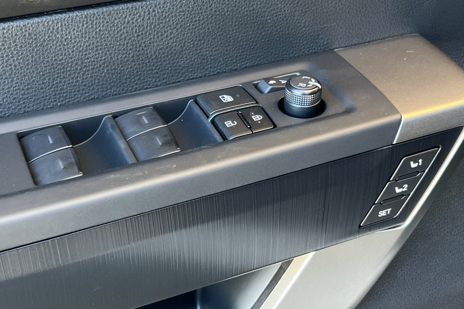 New 2026 Toyota Tundra Platinum AWD/4WD image 13