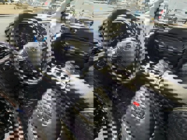 Used 2024 Ford Edge Titanium image 14