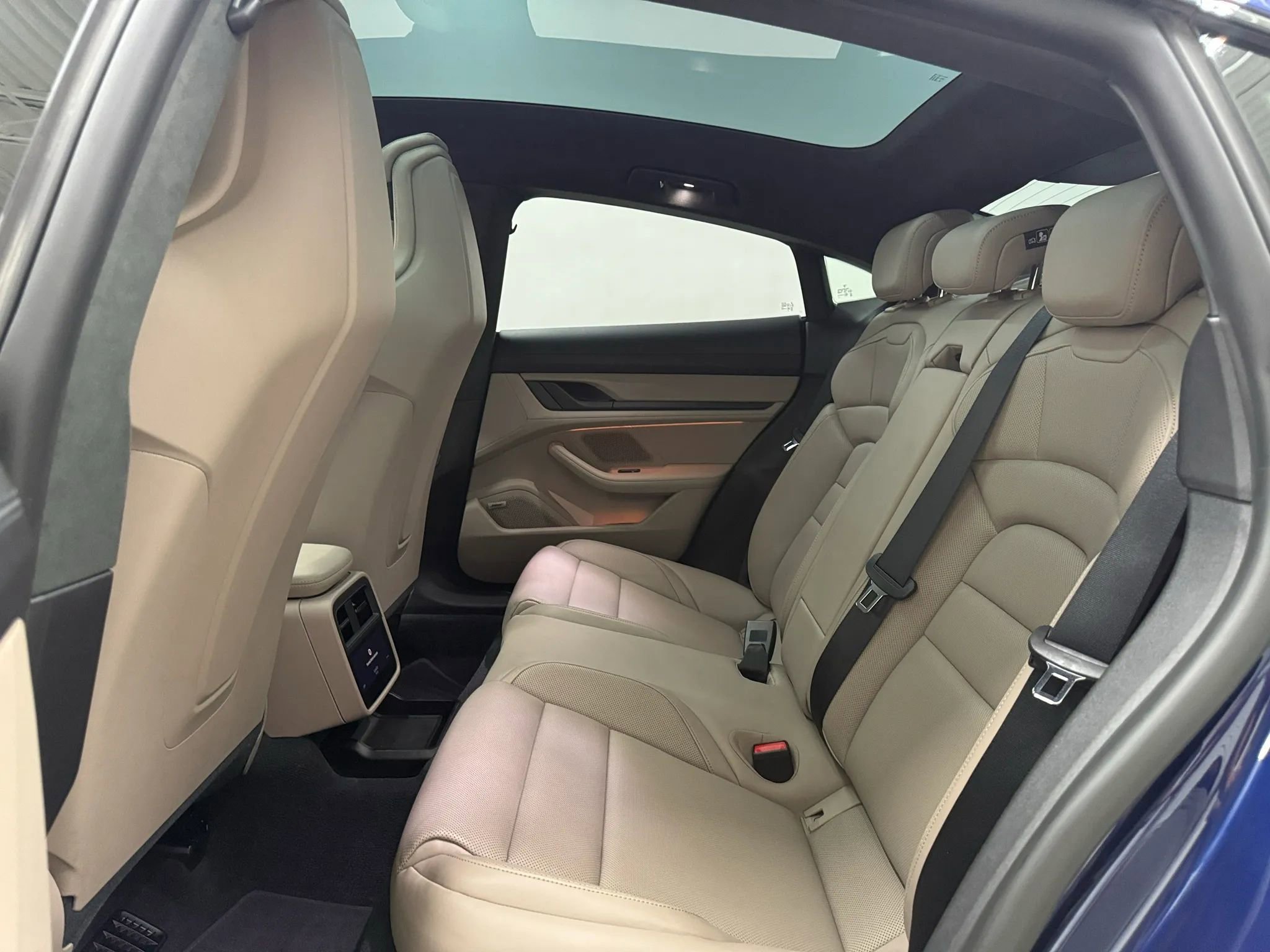 Used 2023 Porsche Taycan GTS AWD/4WD image 15