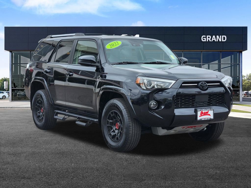 Used 2022 Toyota 4Runner SR5 w/ TRD Black Wheel Package (TMS) AWD/4WD image 2