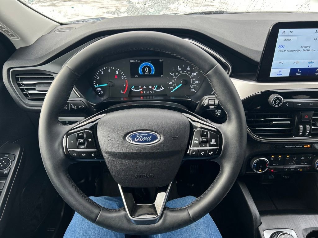 Used 2022 Ford Escape SEL image 21