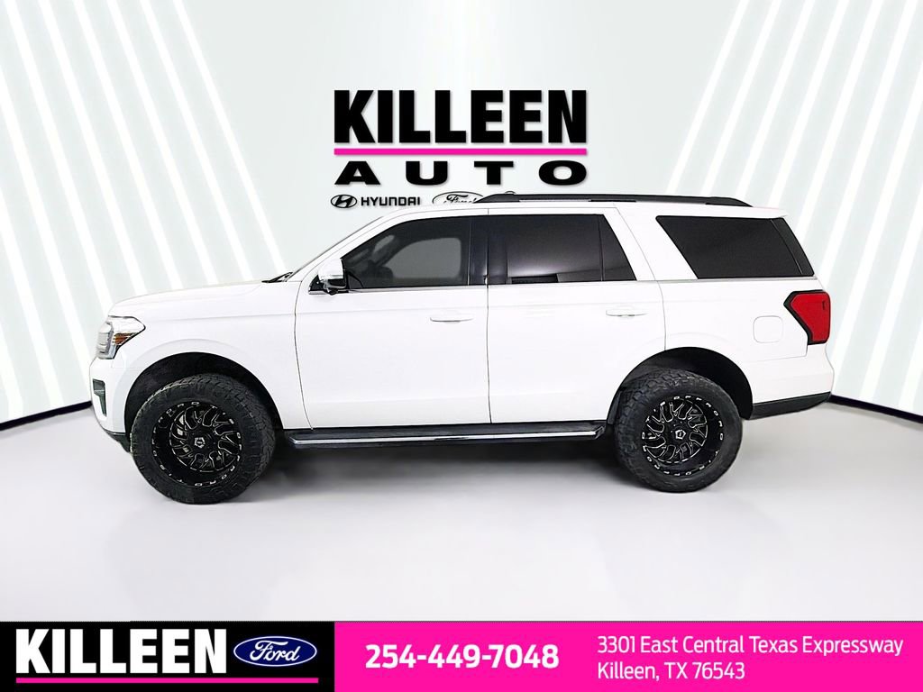 Used 2022 Ford Expedition XLT image 4