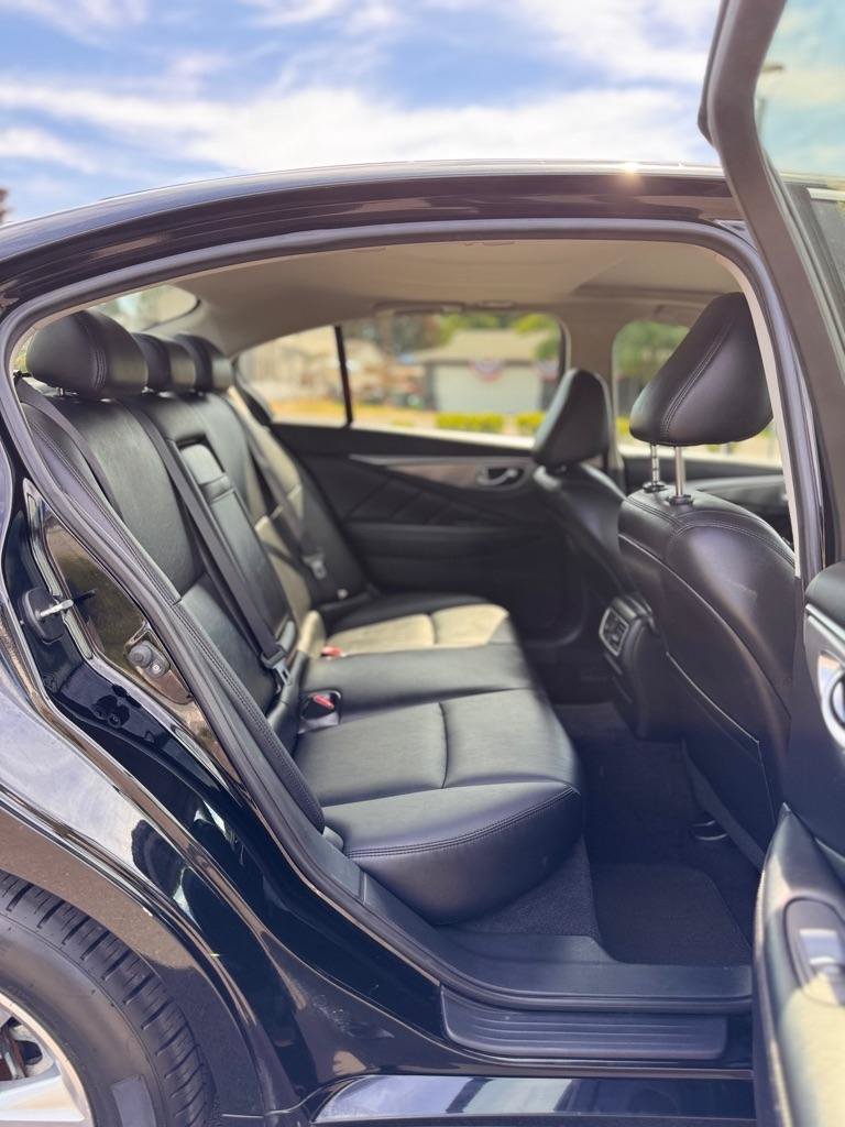 Used 2017 INFINITI Q50 2.0t w/ Moonroof Package AWD/4WD image 16