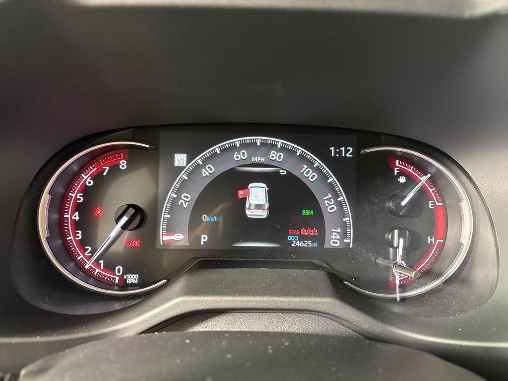 Used 2025 Toyota RAV4 XLE AWD/4WD image 16