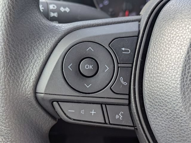 Used 2022 Toyota RAV4 XLE FWD image 15