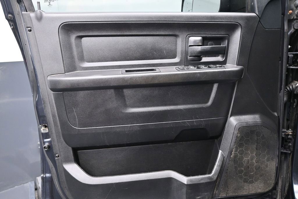 Used 2017 RAM 2500 Tradesman w/ Chrome Appearance Group AWD/4WD image 10