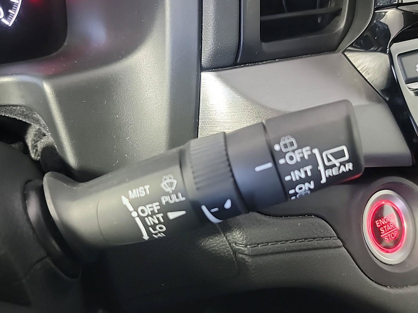 Certified 2025 Honda Odyssey EX-L image 31