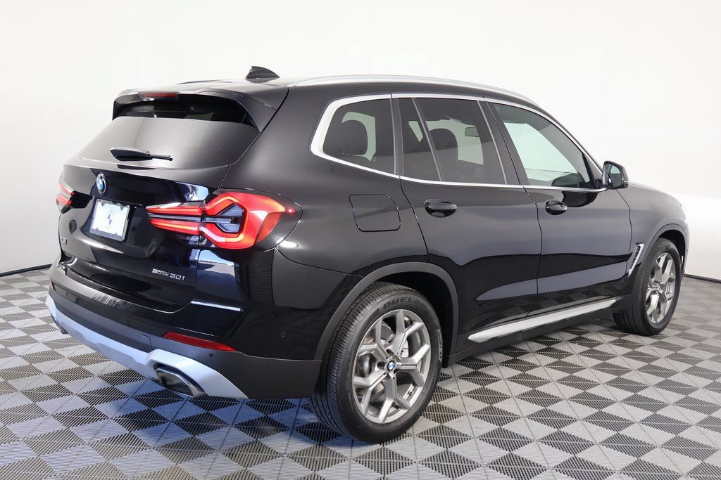 Used 2024 BMW X3 sDrive30i w/ Convenience Package RWD image 4