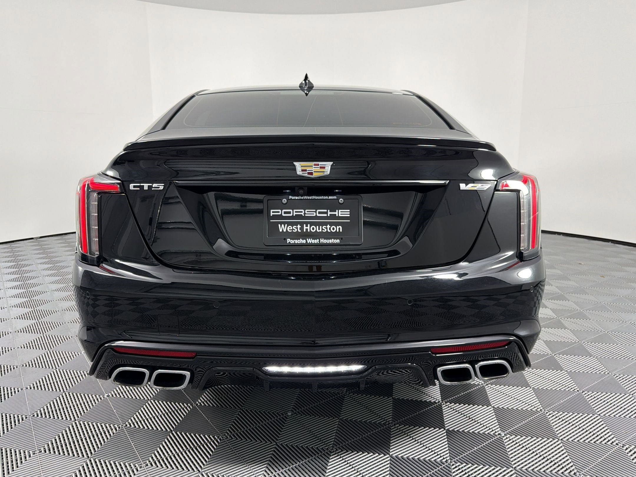 Used 2023 Cadillac CT5 V w/ Premium Package RWD image 8