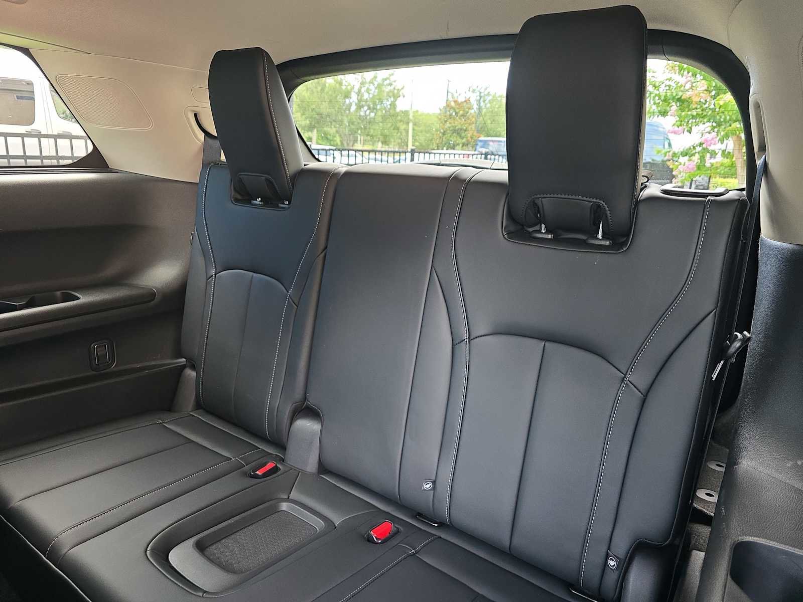 Certified 2023 INFINITI QX60 Luxe AWD/4WD image 10