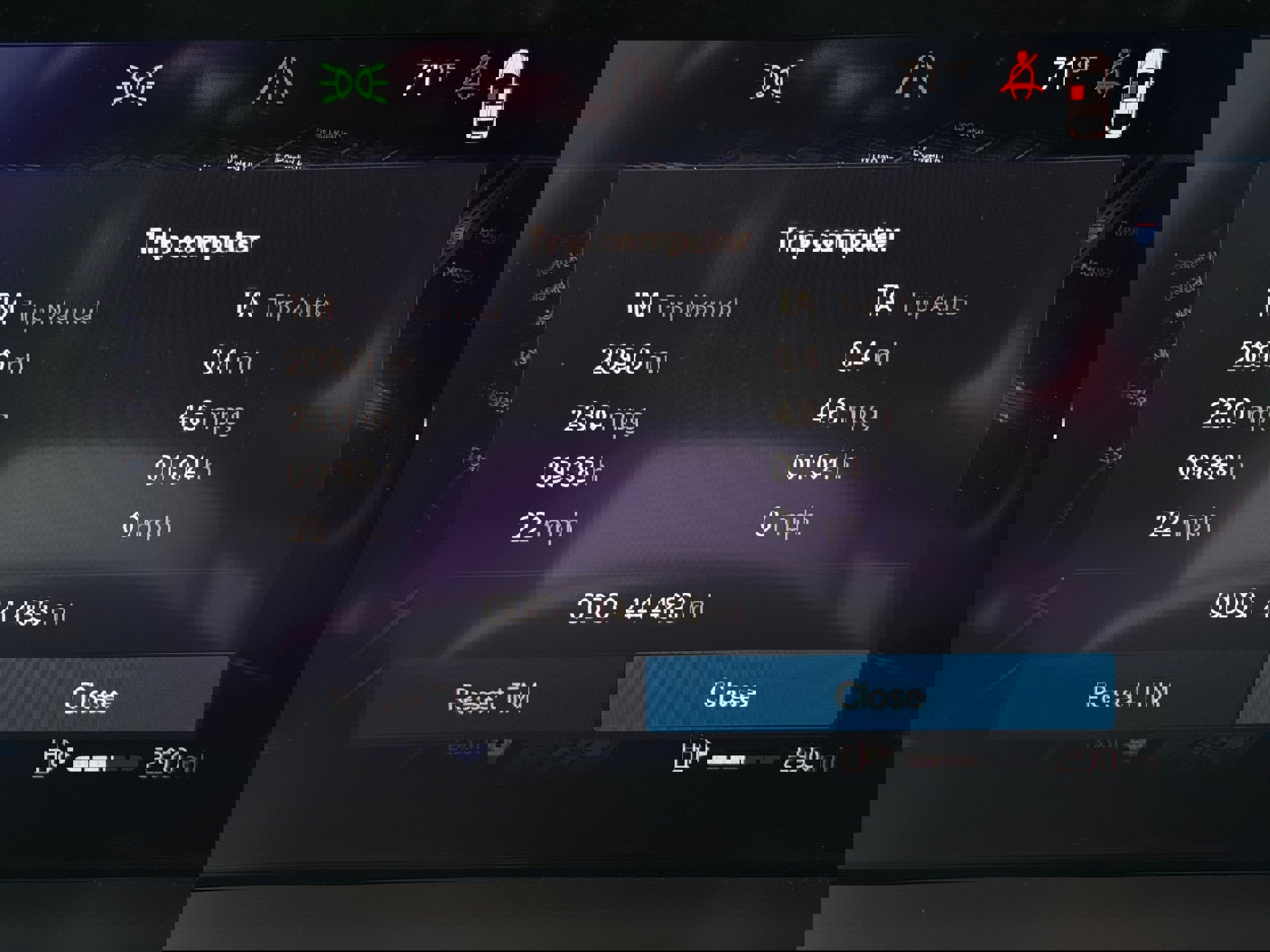 Certified 2023 Volvo XC60 B5 Plus w/ Climate Package image 19