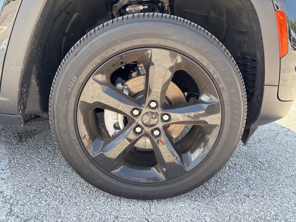New 2025 Jeep Grand Cherokee Altitude AWD/4WD image 37