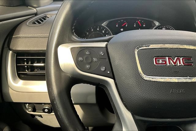 Used 2022 GMC Terrain SLT w/ LPO, Floor Liner Package AWD/4WD image 11