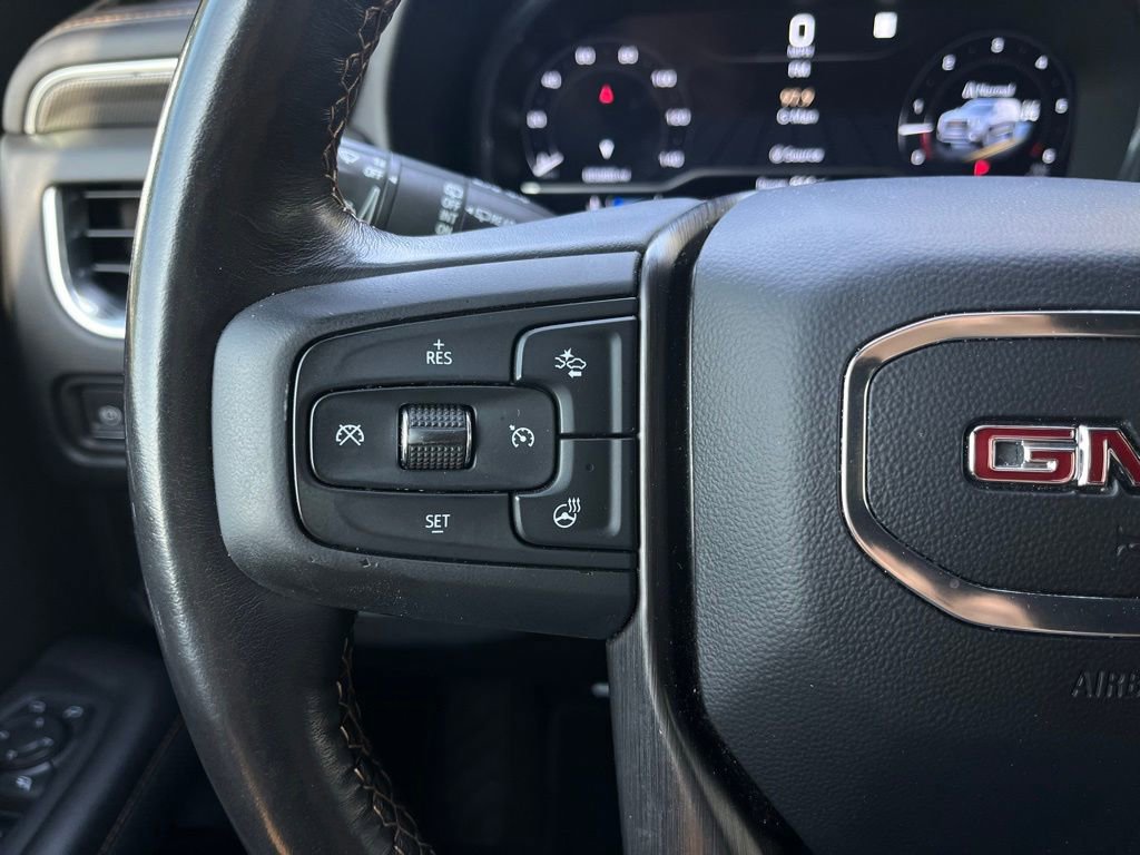 Used 2023 GMC Yukon AT4 AWD/4WD image 18