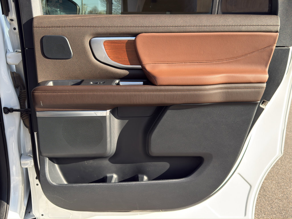 Used 2025 Ford Expedition Max King Ranch AWD/4WD image 19