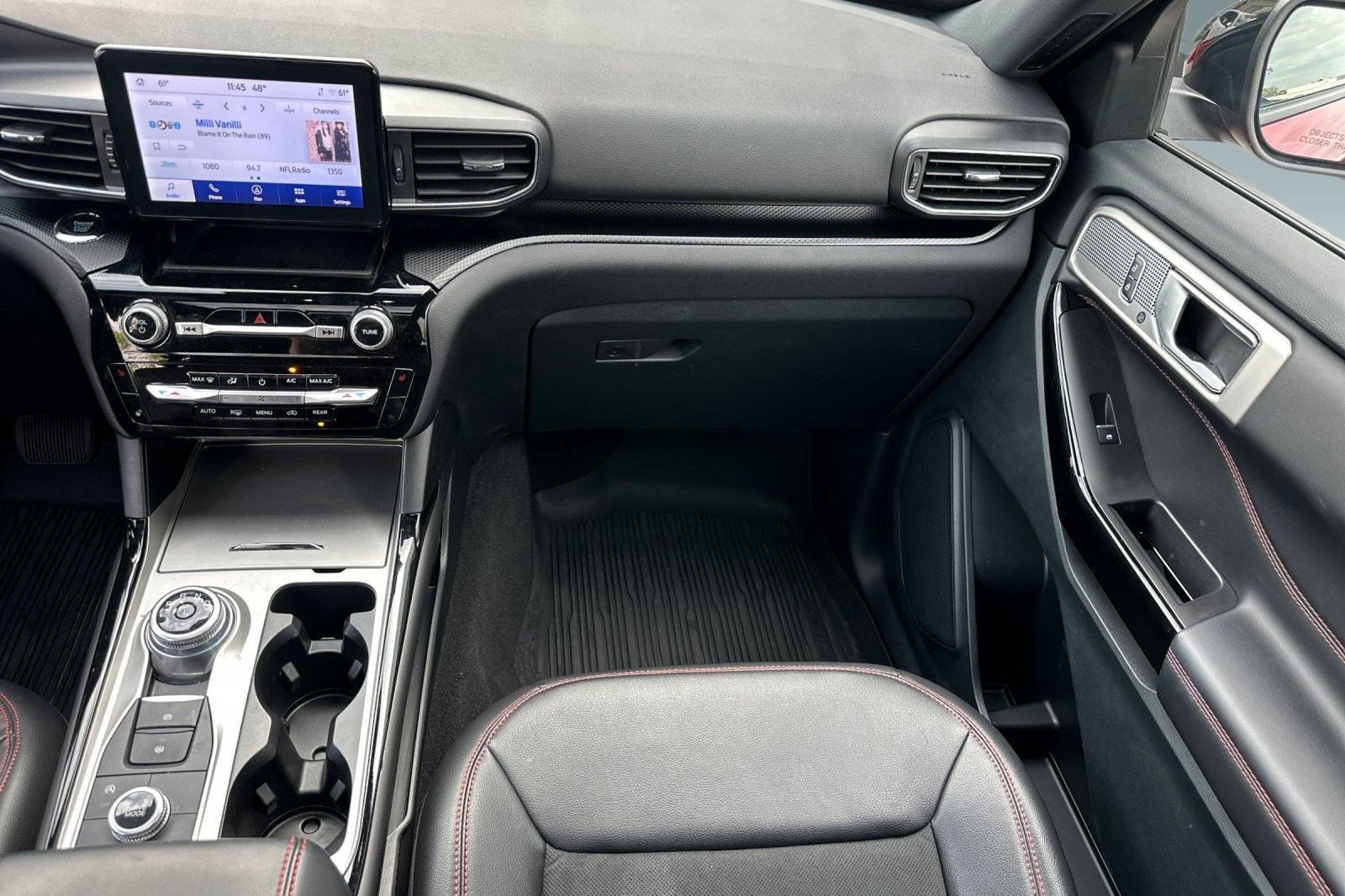 Used 2023 Ford Explorer ST-Line w/ Class IV Trailer Tow Package image 26